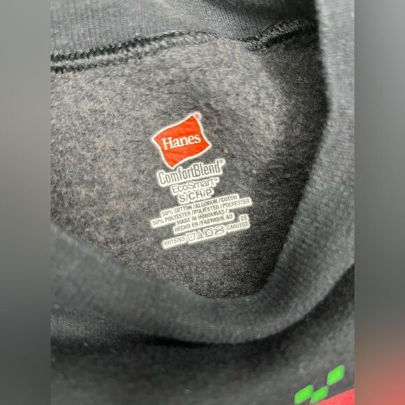 Hanes comfort blend black holiday screen print sweatshirt sz small - Picture 2 of 5